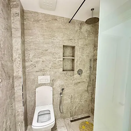 Aqua Seaview Apartman Saranda