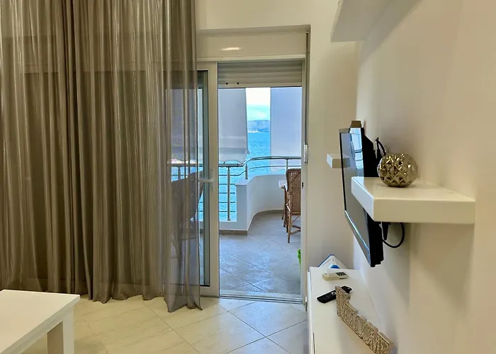 Aqua Seaview Appartement